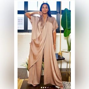 Cutely Covered Luxe Romper Sz Sm